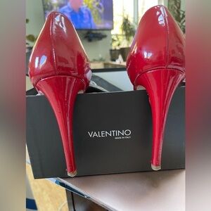 Valentino Patent Couture Bow PeepToe Platform Pump